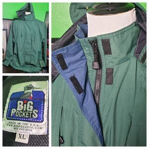 Big Pockets Outdoor Jacket XL Green Nylon USA Made Utility Parka Hiking Fishing